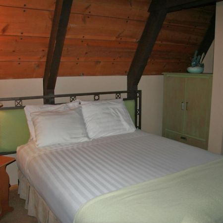 Hotel Cabins On Strawberry Hill Pine Exteriér fotografie